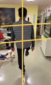 アイ フットケアインソール　左片足立ち　インソール作製後